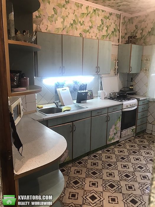Sell 3-room apartment. Киев,  Радужная — photo 1