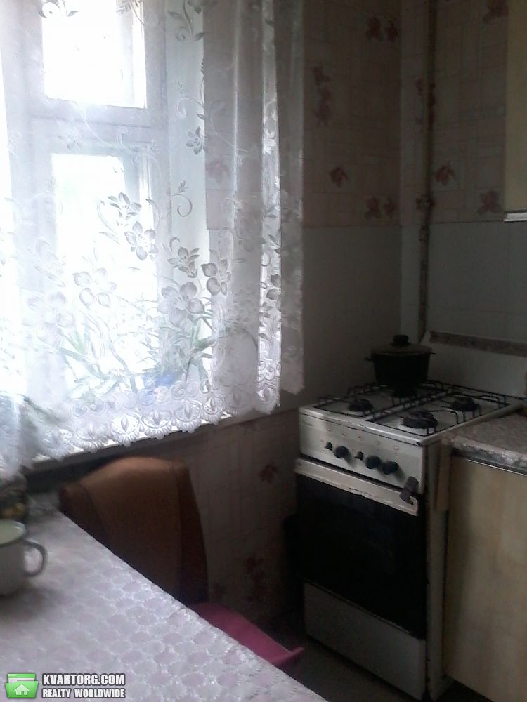 Sell 2-room apartment. Киев,  Курская — photo 3