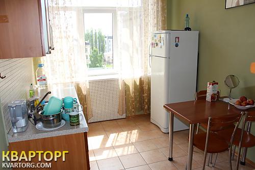 Rent out 3-room apartment. Киев,  Шелковичная — photo 2