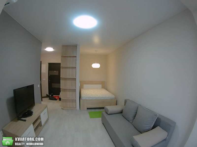 Rent out 2-room apartment. Днепропетровск, Набережная Победы — photo 1