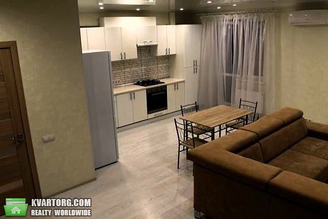 Sell 3-room apartment. Днепропетровск, Лазаряна — photo 1
