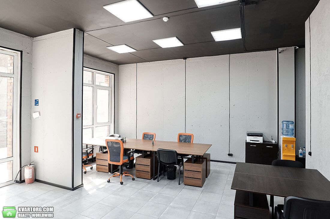 Rent out office. Киев, Соломенская — photo 3
