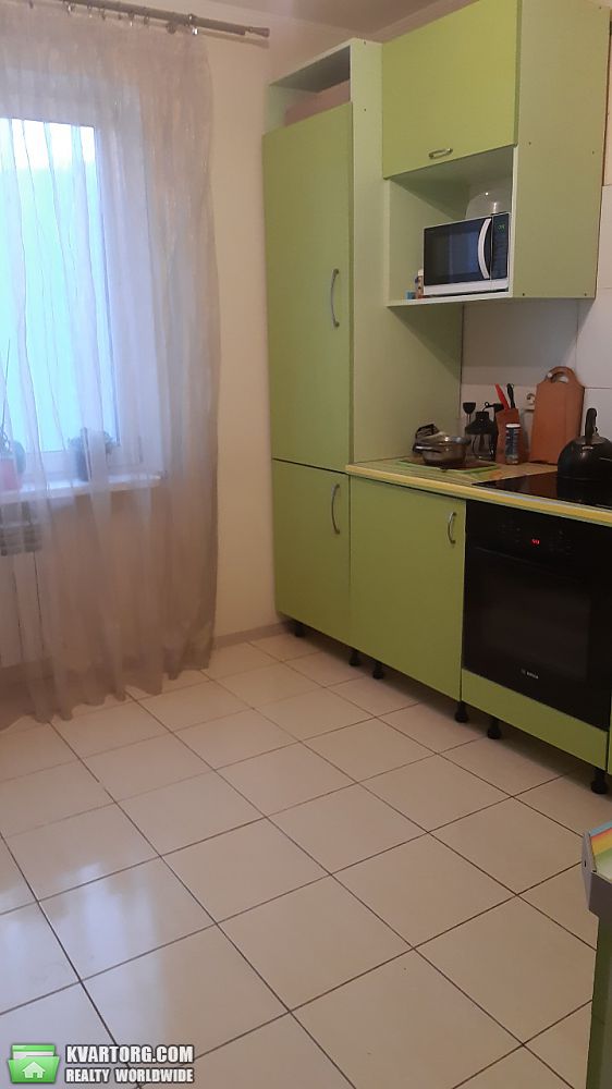 Rent out 2-room apartment. Киев,  Урловская — photo 4