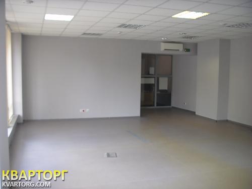 Rent out shop. Киев,  Якира — photo 1