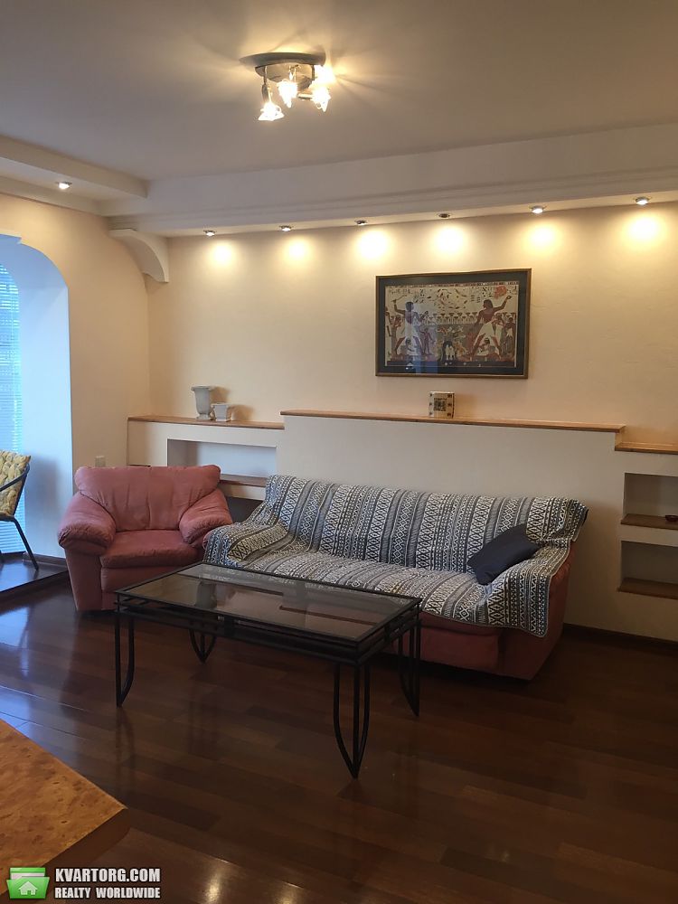 Rent out 2-room apartment. Киев,  Дружбы Народов бул — photo 4