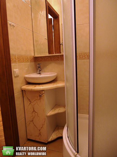 Rent out 3-room apartment. Киев, Тычины пр — photo 4