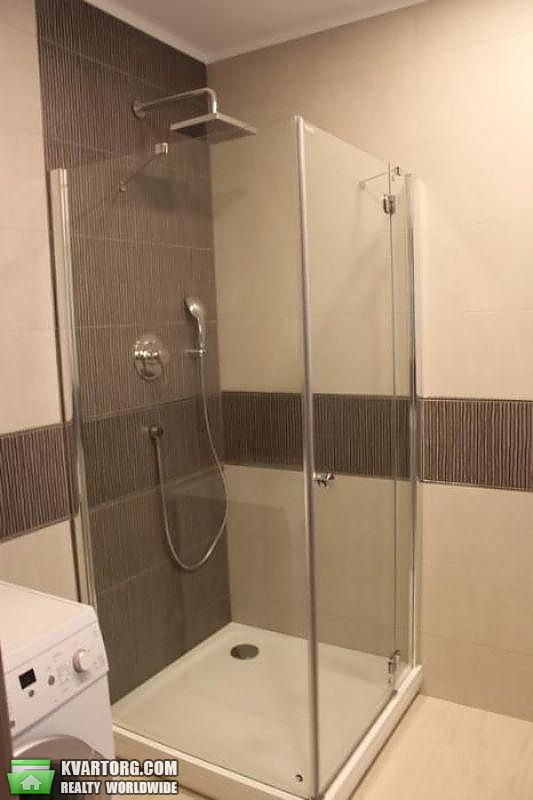 Rent out 2-room apartment. Киев,  Вышгородская — photo 10