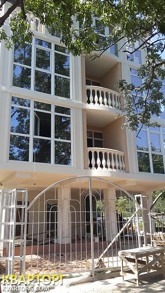 Sell 2-room apartment. Одесса, Бехтерева — photo 1