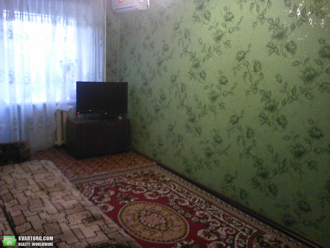 Sell 2-room apartment. Днепропетровск, Днепростроевская — photo 2