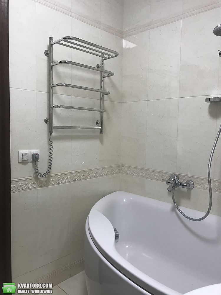 Sell 3-room apartment. Киев, Академика Глушкова просп. — photo 3