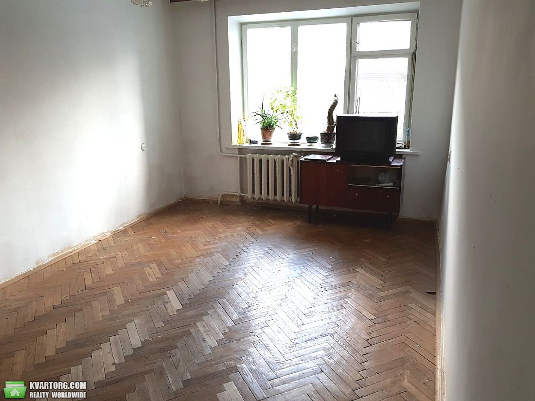 Sell 2-room apartment. Киев,  Жилянская — photo 1
