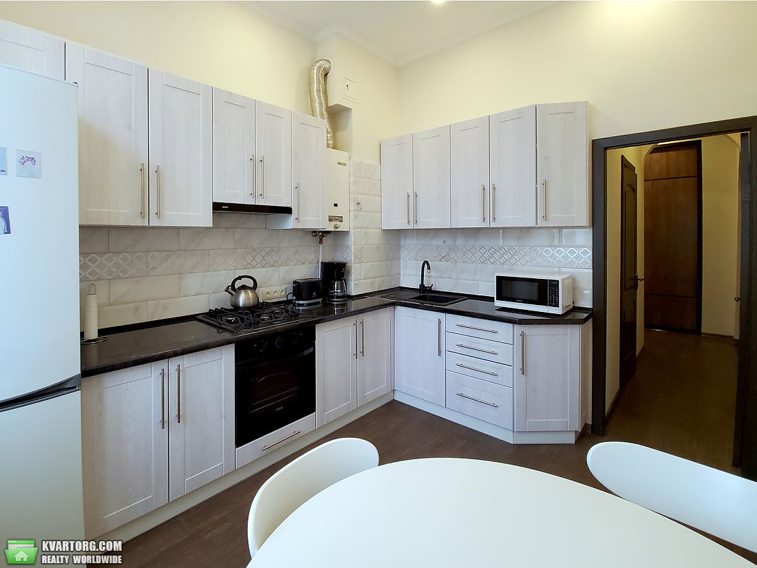 Rent out 2-room apartment. Киев,  Шота Руставели — photo 6