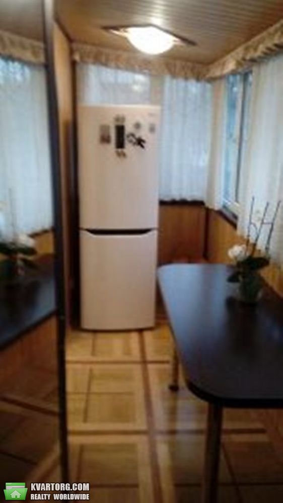 Rent out 2-room apartment. Киев, Краснопольская — photo 7