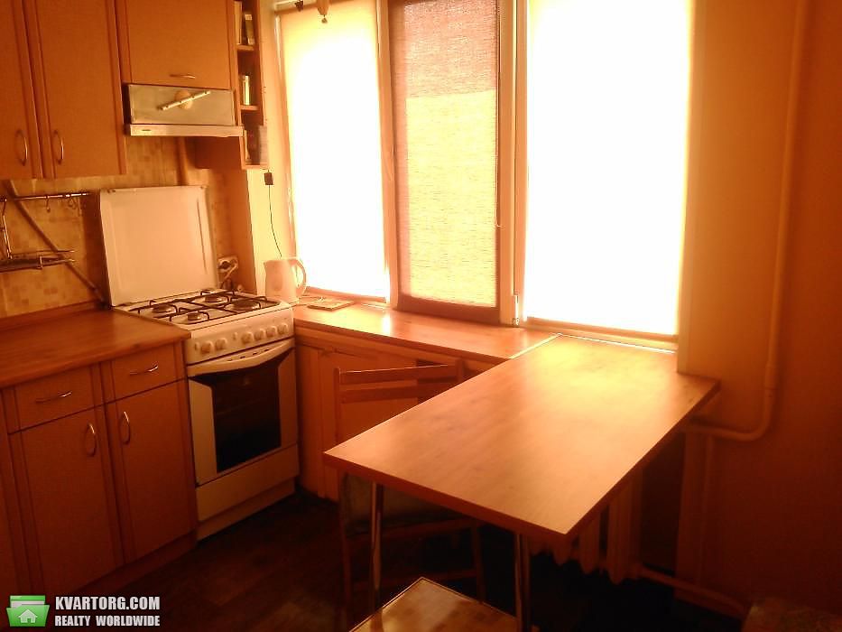 Sell 2-room apartment. Киев,  Русановская наб — photo 1