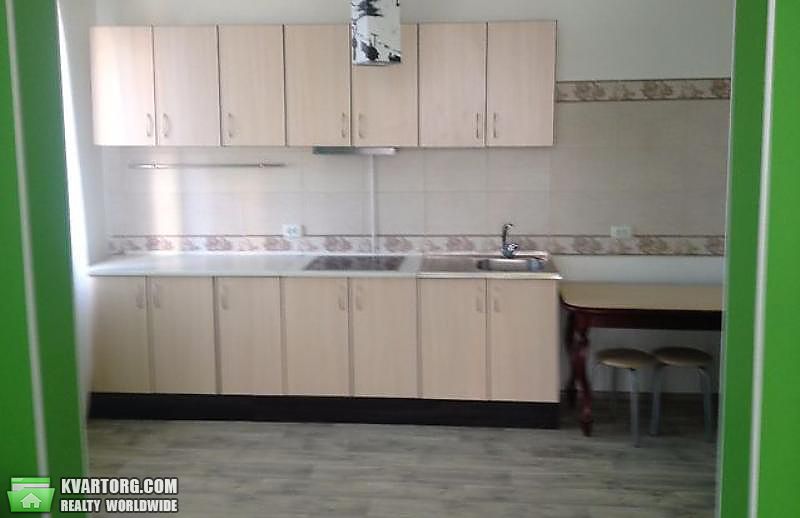 Rent out 3-room apartment. Киев,  Ломоносова — photo 4