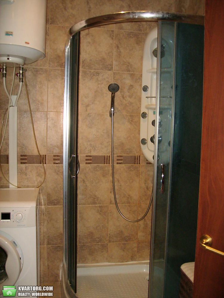 Rent out 1-room apartment. Киев,  Щекавицкая — photo 6