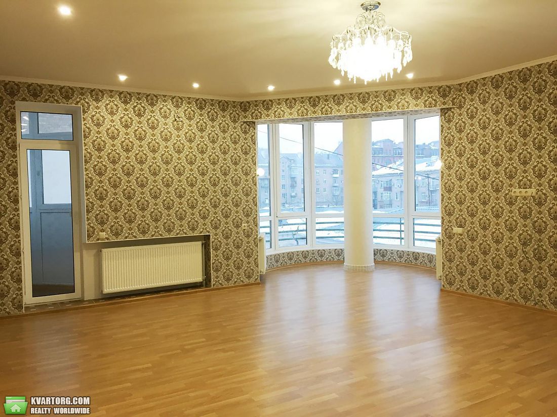Sell 4-room apartment. Харьков,  Университетская — photo 1