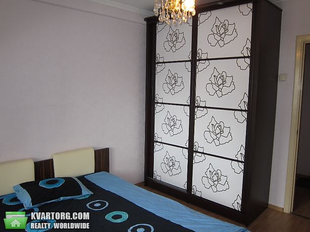 Rent out 2-room apartment. Киев,  Тимошенко — photo 1