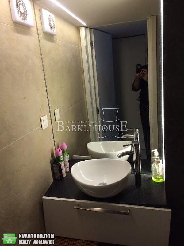 Rent out 2-room apartment. Киев,  Саксаганского — photo 7
