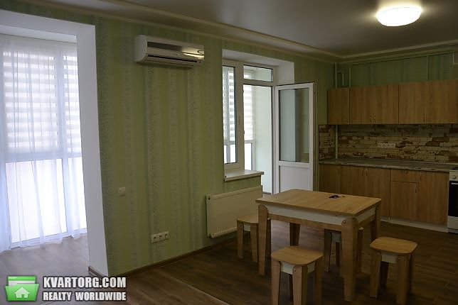 Rent out 1-room apartment. Киев,  Лебедева Николая — photo 1