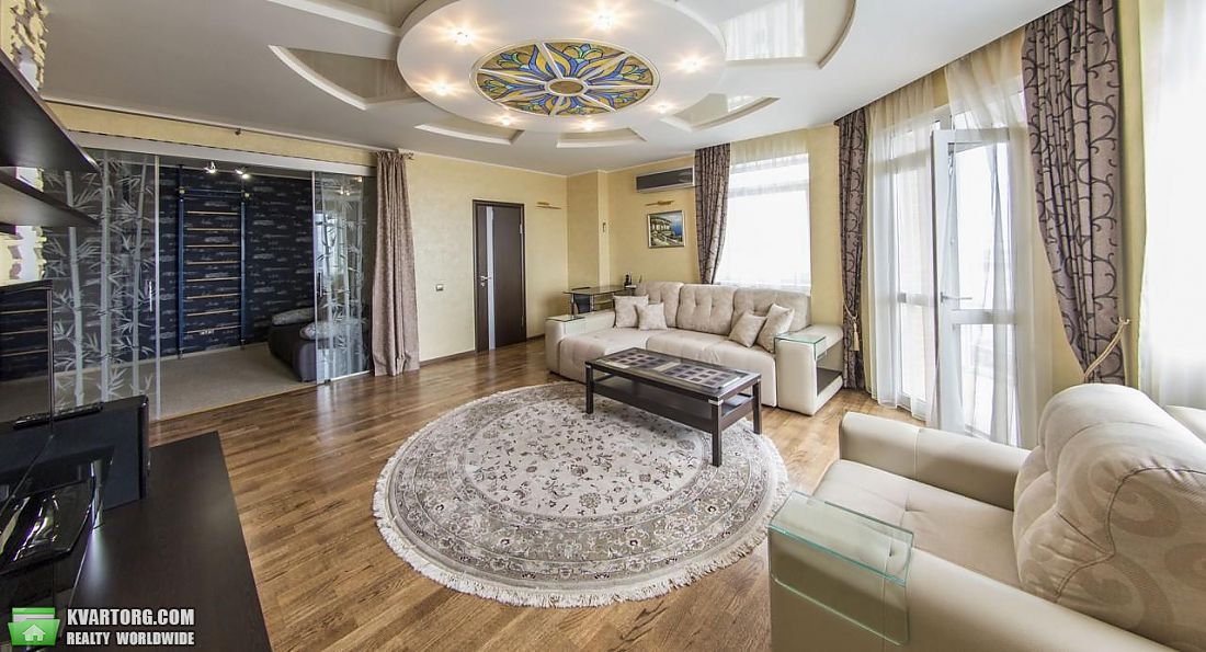 Rent out 3-room apartment. Киев,  Героев Сталинграда пр — photo 1