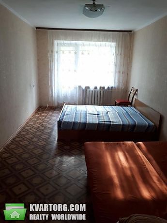 Rent out 1-room apartment. Киев, восьмого марта — photo 4