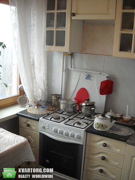 Sell 2-room apartment. Киев,  Русановская наб — photo 1