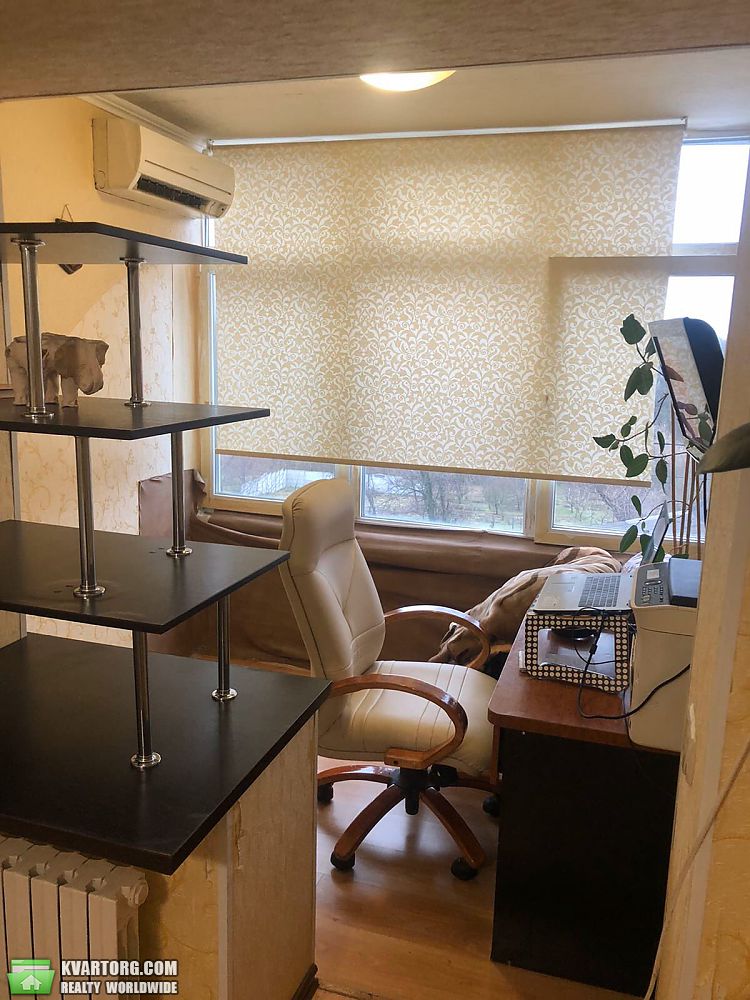Sell 2-room apartment. Днепропетровск, Новошкольная — photo 1