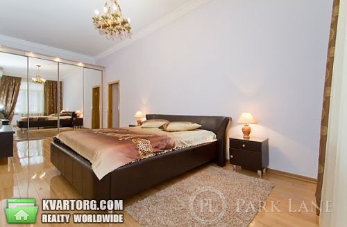 Sell 2-room apartment. Киев, Крещатик — photo 4
