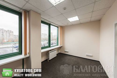 Rent out office. Киев, Бажана — photo 1