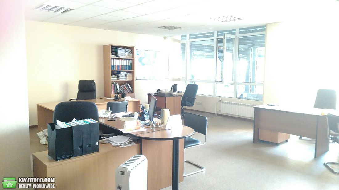 Rent out office. Киев, Харьковское шоссе — photo 1
