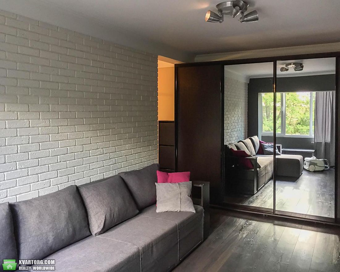 Rent out 2-room apartment. Киев,  Победы пр — photo 2