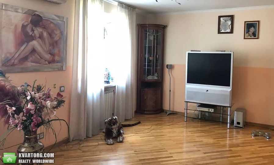 Rent out 3-room apartment. Киев,  Антоновича — photo 1
