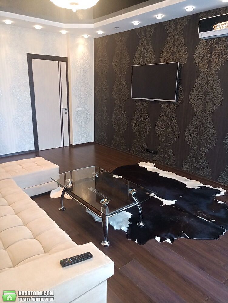 Rent out 2-room apartment. Киев,  Кольцова бул — photo 7