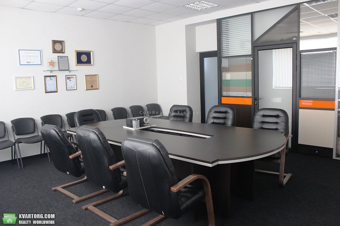 Rent out office. Киев, ул.Серповая — photo 1
