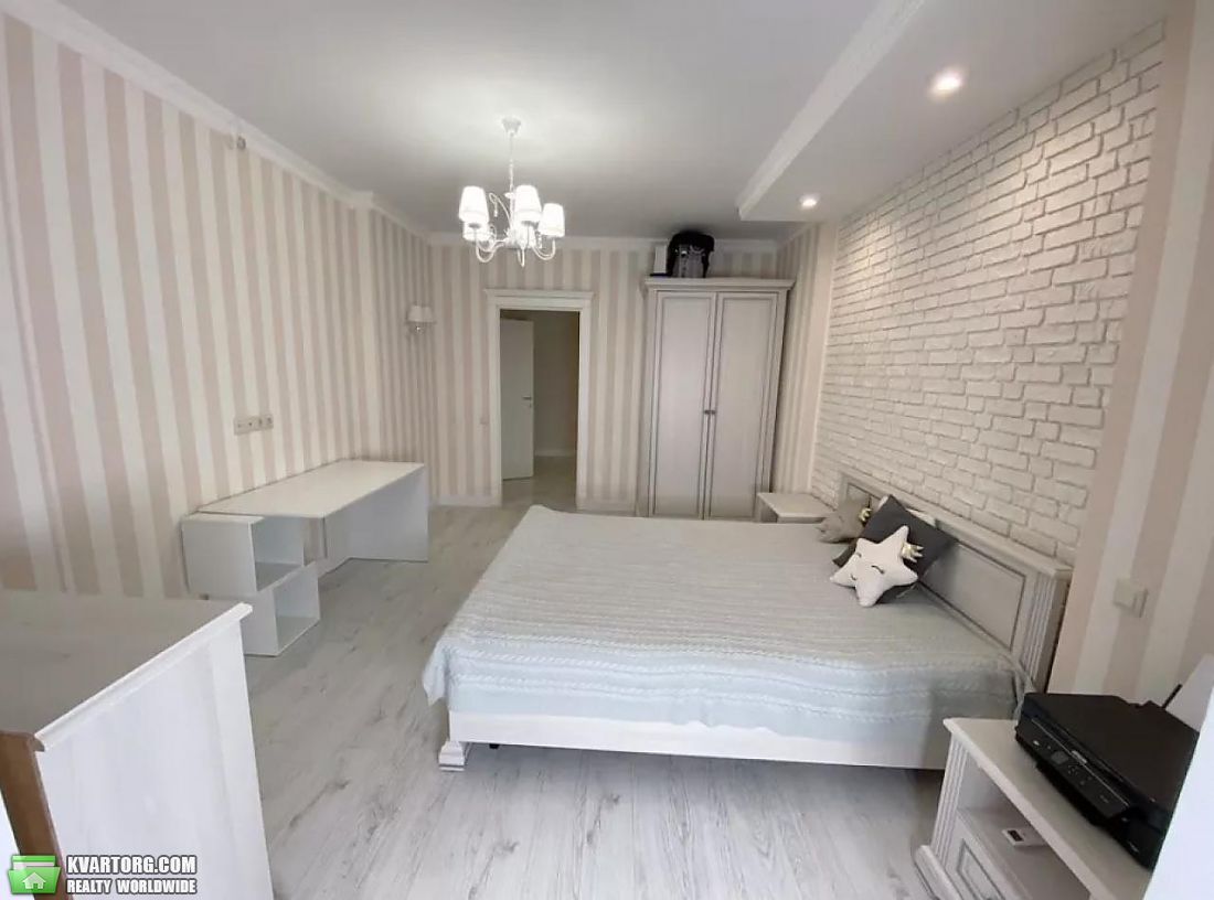 Rent out 3-room apartment. Киев,  Шумского — photo 8