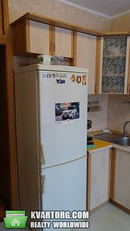 Rent out 2-room apartment. Киев,  Смолича — photo 2