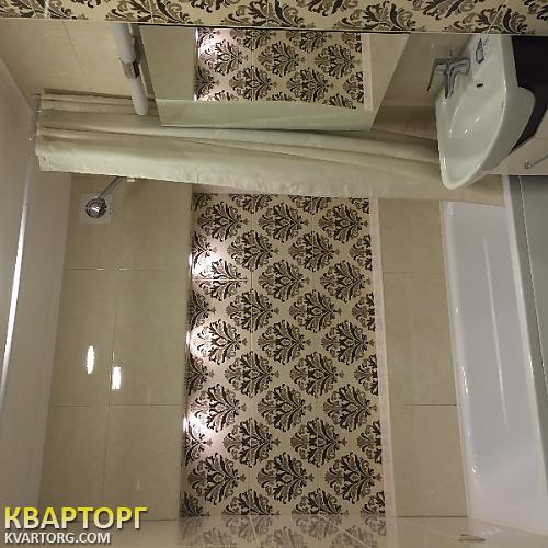 Rent out 2-room apartment. Киев, Голосеевская — photo 2