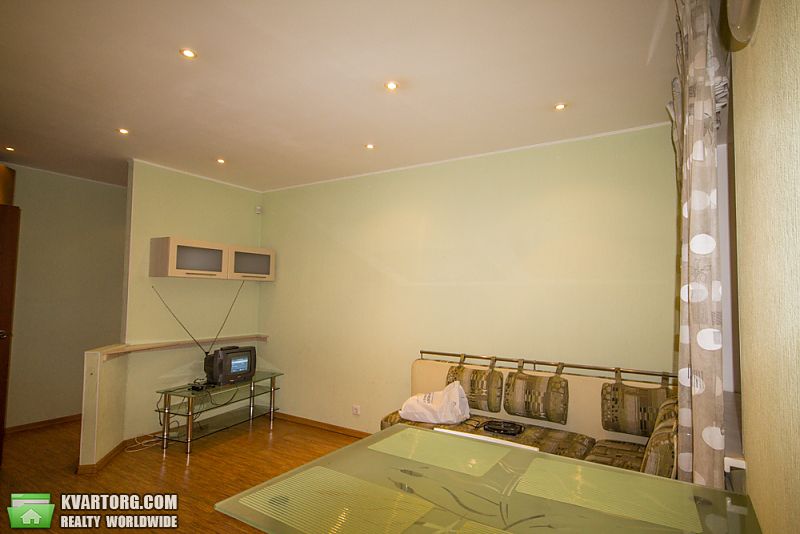 Rent out 1-room apartment. Харьков, Героев Труда — photo 5