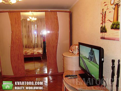 Sell 2-room apartment. Киев, Луначарского — photo 1