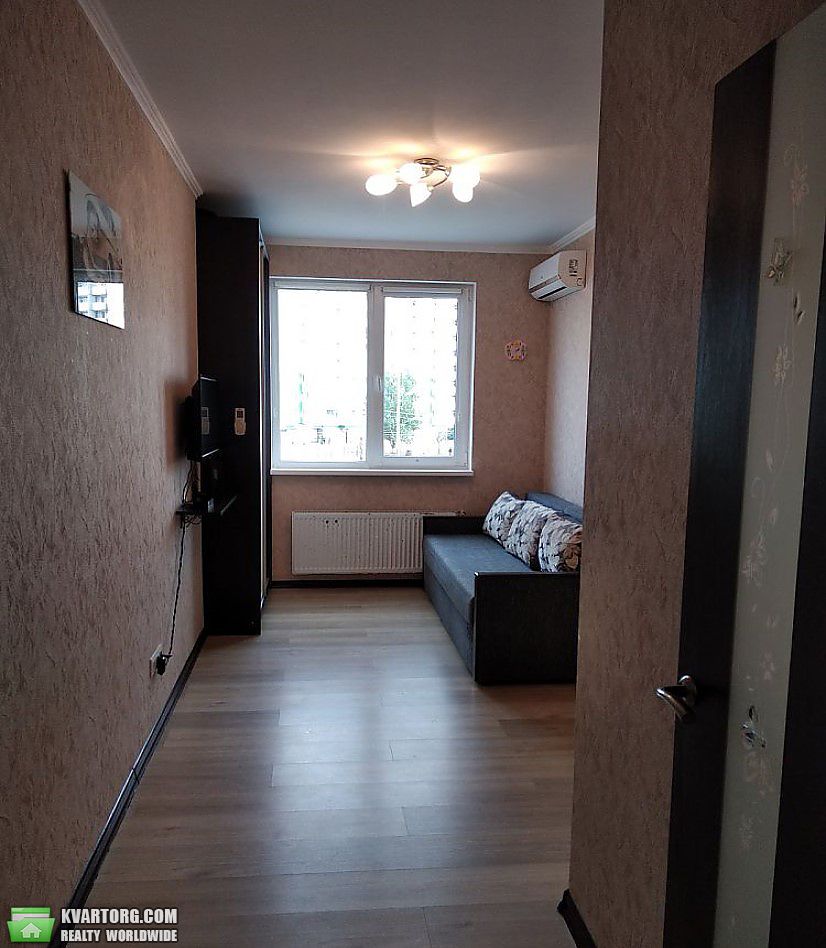 Rent out 1-room apartment. Киев, Пожарского — photo 1