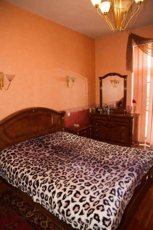 Rent out 2-room apartment. Одесса, Нежинская/Спиридоновска сталинка — photo 1