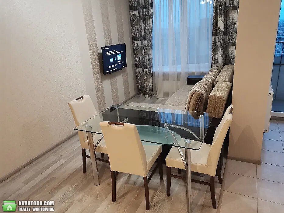 Rent out 3-room apartment. Киев,  Богатырская — photo 9