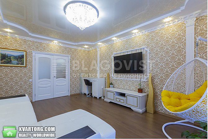 Sell 3-room apartment. Киев, Метрлогическая — photo 4