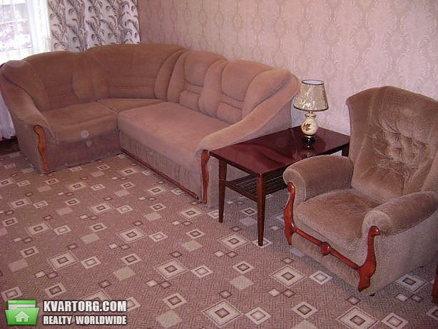 Rent out 1-room apartment. Киев,  Никольско-Ботаническая — photo 1