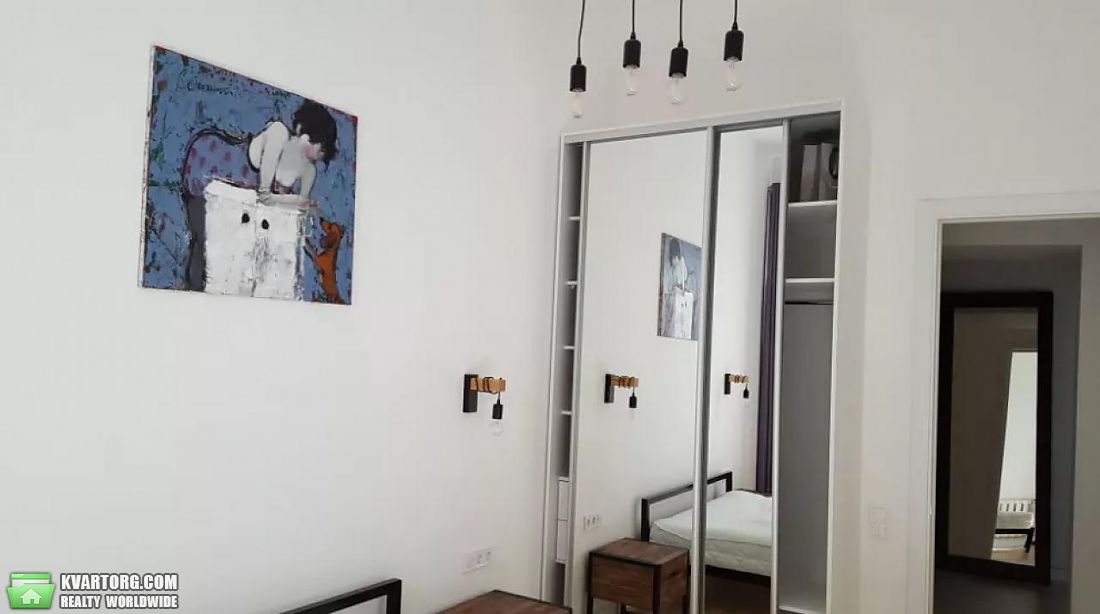 Rent out 2-room apartment. Киев,  Артема — photo 4