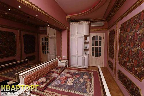 Rent out 3-room apartment. Одесса, Дерибасовская — photo 1