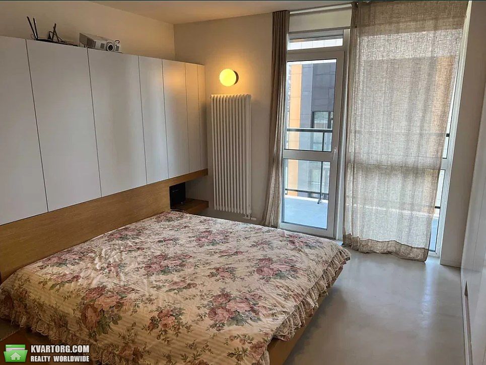 Rent out 1-room apartment. Киев,  Предславинская — photo 3