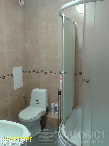 Rent out 2-room apartment. Киев, Гмири — photo 4
