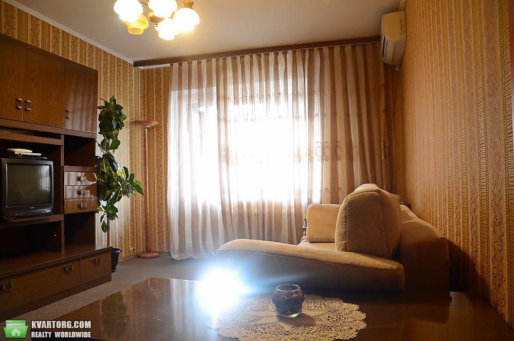Sell 2-room apartment. Киев,  Здолбуновская — photo 1